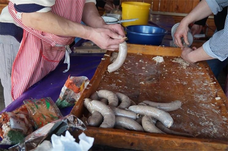 Zabijačka na Plovárně Hradiště. Zabijačka na Plovárně Hradiště.