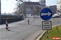 Z Kopeckého sadů vede nově objížďka přes Goethovu ulici. 