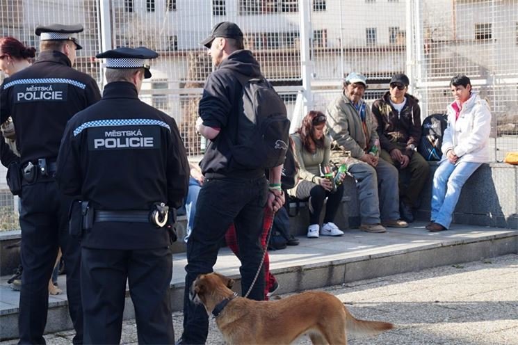 Lokalita mezi Tescem a budovou Krajského ředitelství policie Plzeňského kraje. Lokalita mezi Tescem a budovou Krajského ředitelství policie Plzeňského kraje.