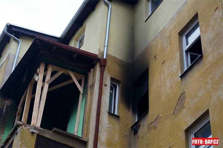 Byt v domě v Karlově ulici po výbuchu. 