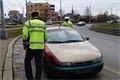Policejní kontroly znovu obsadily silnice.