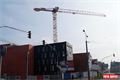 Stavba Nového divadla na Jízdecké v Plzni pokračuje pokračuje i přes debaty ohledně vícenákladů a zeminy. 