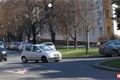 Dopravní průzkum ve Schwarzově ulici ohledně plánů na zklidnění oblasti. 