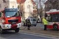 Srážka tramvaje s chodkyní na Chodském náměstí. 