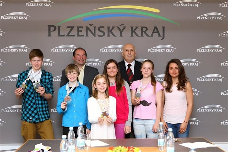 Medailisty z dětské zimní olympiády přijalo vedení Plzeňského kraje.