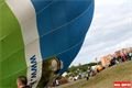 Nafukování přihlíželi návštěvníci 7. Balonové show