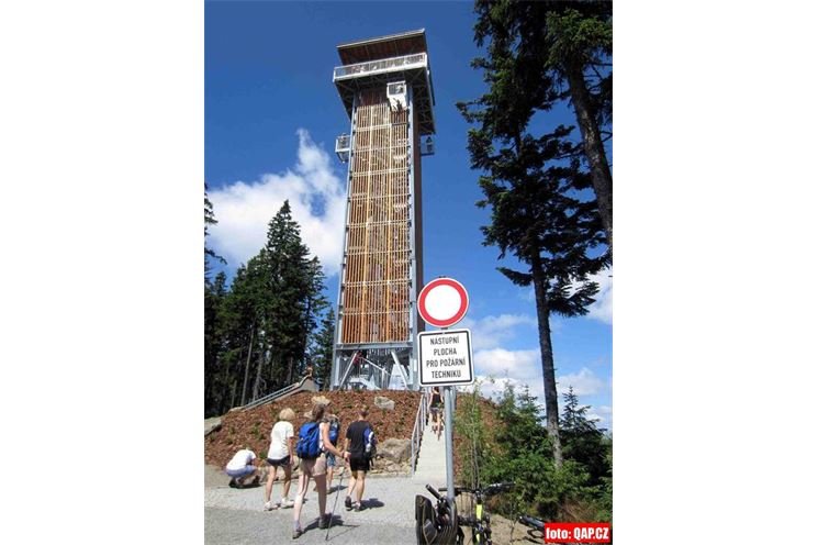 rozhledna špičák Šumava_foto QAP (12)