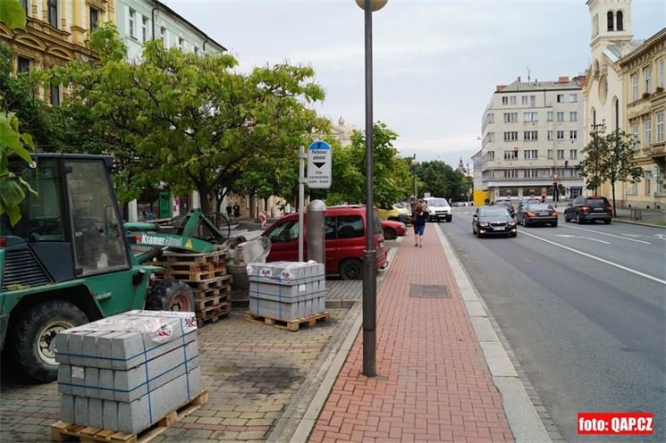 Rekonstrukce parkoviště v Husově ulici_QAP_foto (16)