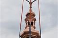 Instalace opravené věže na rokycanskou radnice_foto_MÚ Rokycany (4)