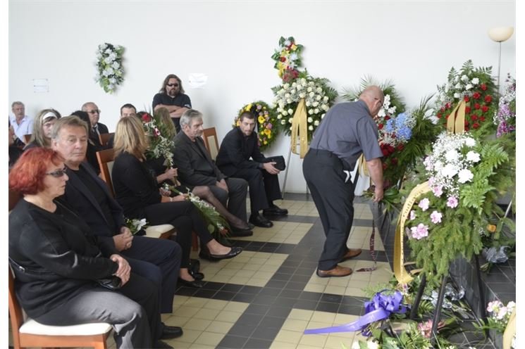 zb pohreb delnik LANG 1 zb pohreb delnik LANG 1