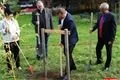 Pavel Vrba zasadil vrbu_QAP_foto (3)