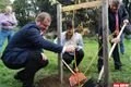 Pavel Vrba zasadil vrbu_QAP_foto (8)