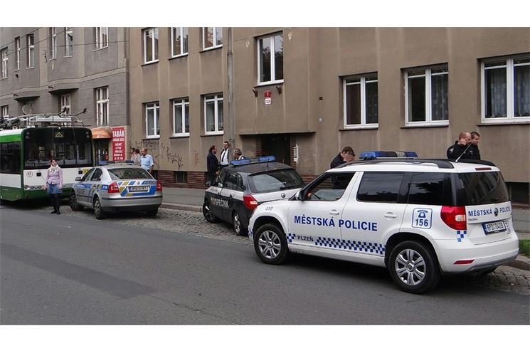 Útok kamenem_foto_krimi-plzen