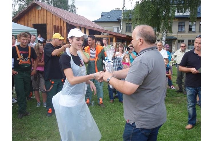 Nejšikovnější Dívkou Šumavy byla Šárka Žlábková ze Lštění