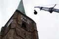 Zvedání zvonů na věž katedrály sv. Bartoloměje_QAP_foto (34)