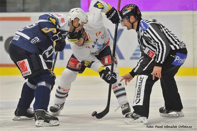 HC Škoda Plzeň - Bílí Tygři Liberec_Pavel Němeček (6)