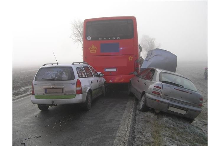 9.12.2014 DN Bus x 2 OA Číčov 9.12.2014 DN Bus x 2 OA Číčov
