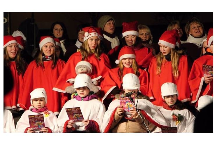 Zpívání koled v Přešticích_janochinfo (12)