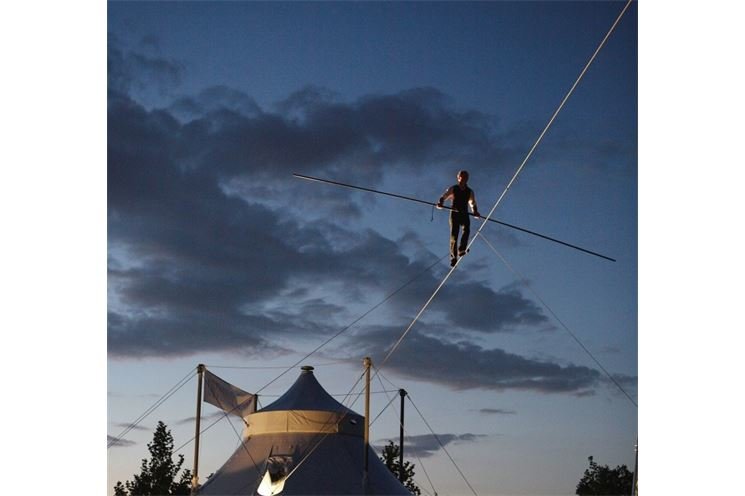 1_DavidDimitri_LHommeCirque