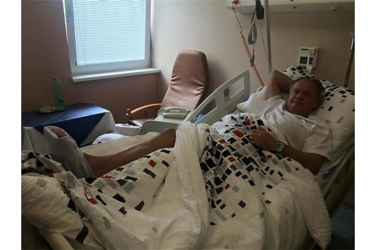 Slovenský prezident Andrej Kiska po operaci ve FN v Plzni - foto QAP.CZ