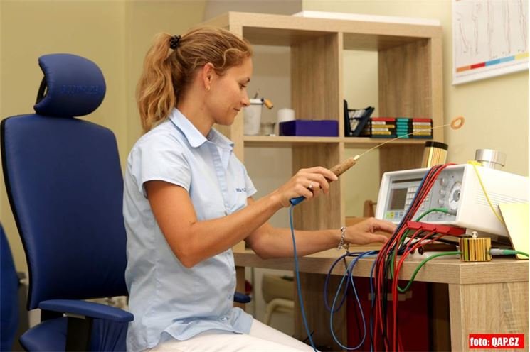 BICOM PLZEŇ zakoupením druhého přístroje BICOM Optima rozšířil kapacitu a čekací doby jsou minimální
BICOM PLZEŇ zakoupením druhého přístroje BICOM Optima rozšířil kapacitu a čekací doby jsou minimální
