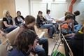 2. ZŠ Schwarzova ulice_ 8.A při hudební výchově v nových prostorech 