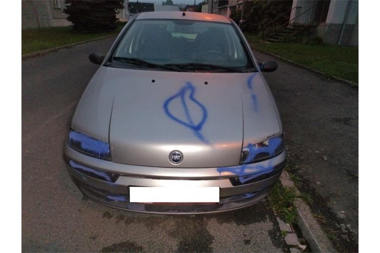 poškozené auto poškozené auto