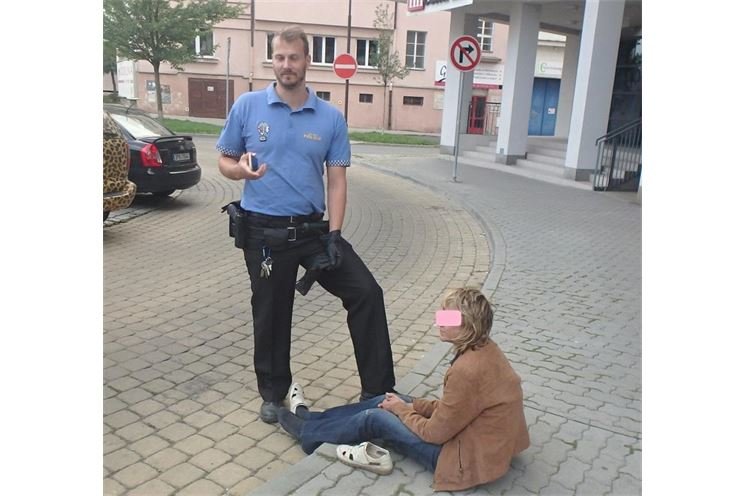 žena v Puškinově ulici žena v Puškinově ulici