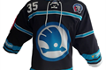 dres-cerny-front