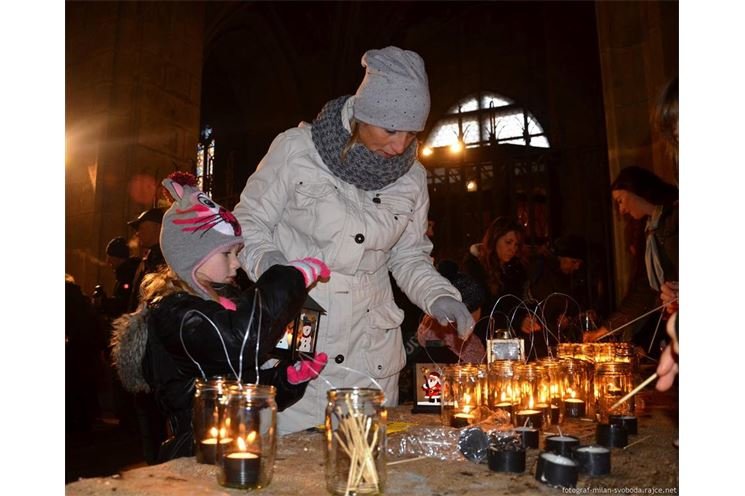 Stedry_den_v_Plzni_24.12.2016_102