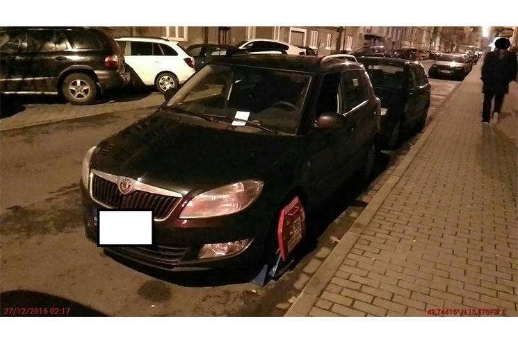 nezajištěné vozidlo nezajištěné vozidlo