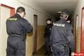 Policejní kontrola na ubytovně v Borské ulici (13)
