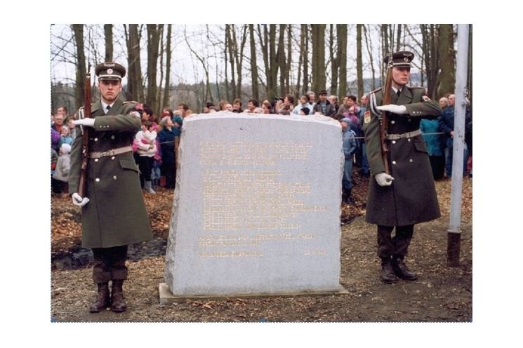 Nakloněný obelisk Nakloněný obelisk