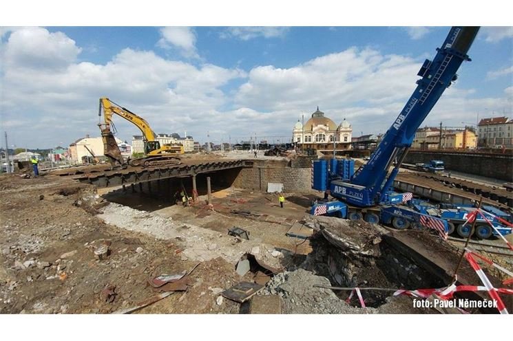 bourani severního mostu u nadrazi foto Nemecek (3)