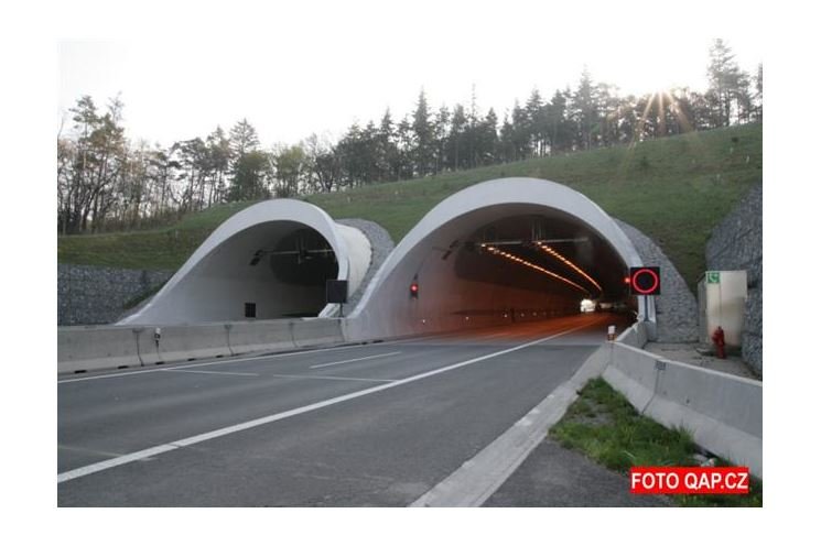 tunel Valík QAP foto 