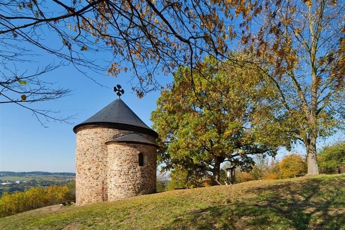 foto_rotunda ve Starém Plzenci