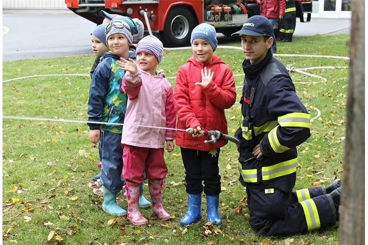 Den požární bezpečnosti 2017 (3) Den požární bezpečnosti 2017 (3)