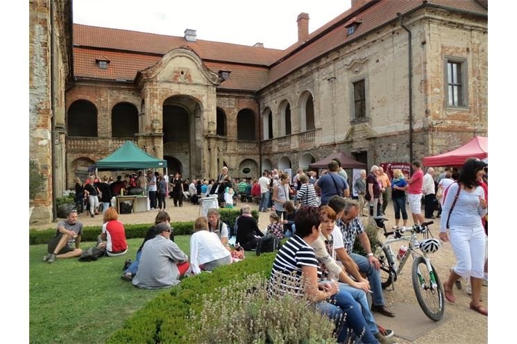 Nebílovští rodáci_Zdroj-obec-Nebílovy Nebílovští rodáci_Zdroj-obec-Nebílovy
