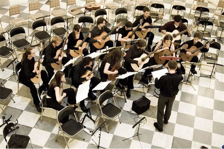 Pražský komorní kytarový orchestr Pražský komorní kytarový orchestr