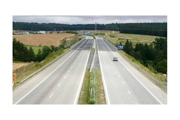 dálnice D5_ foto www.ceskedalnice.cz dálnice D5_ foto www.ceskedalnice.cz