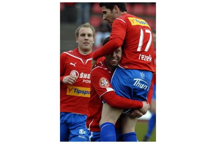 2-viktoria_bohemians2