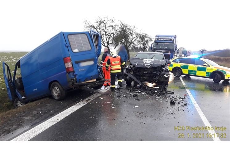 nehoda mezi Stodem a Chotěšovem_HZSPK