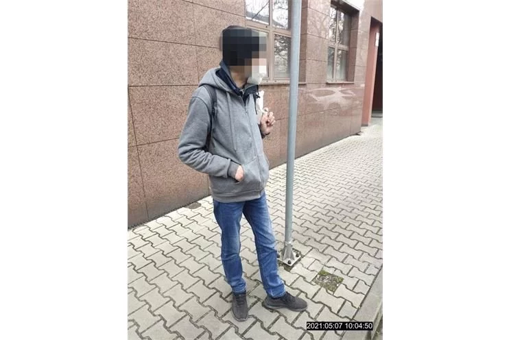 431877_1 431877_1