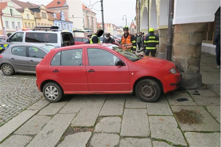 Řidička na Domažlicku_foto PČR