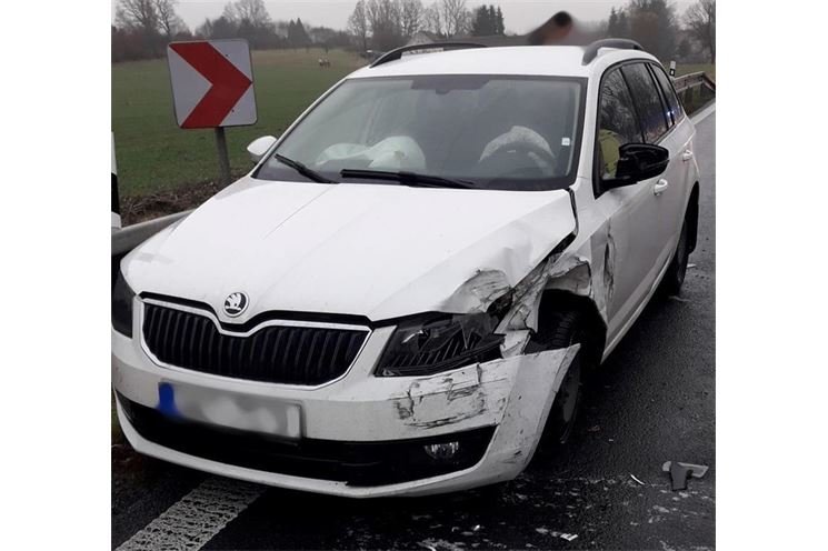 Tři osobní auta_HZSPK Tři osobní auta_HZSPK