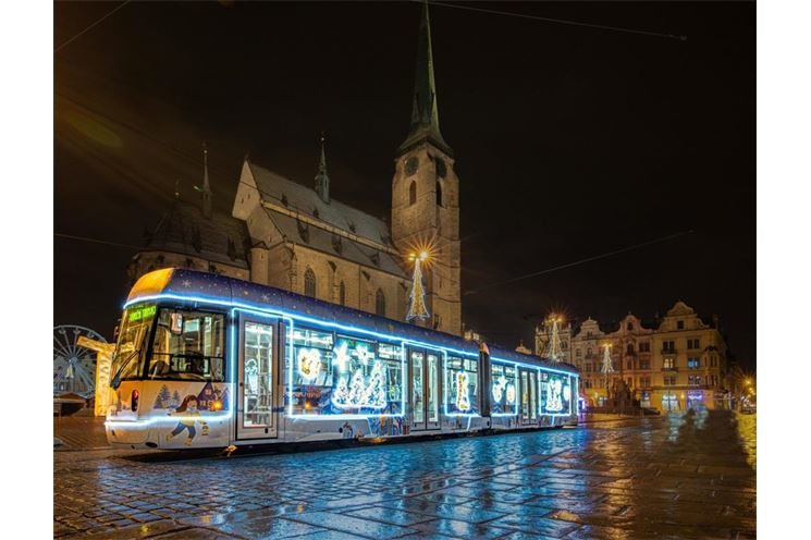 Vánoční tramvaj_foto PMDP_1