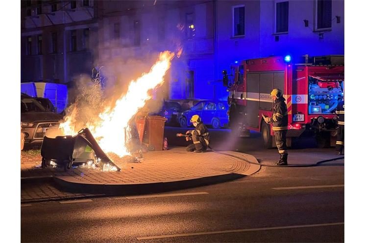 Požár v Železniční ulici (5)
