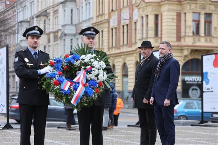Uctění památky Masaryka_foto kraj (1)