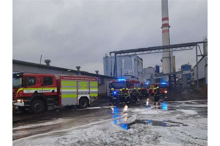 pozar plzenska teplarenska foto drazni hasiči (2)