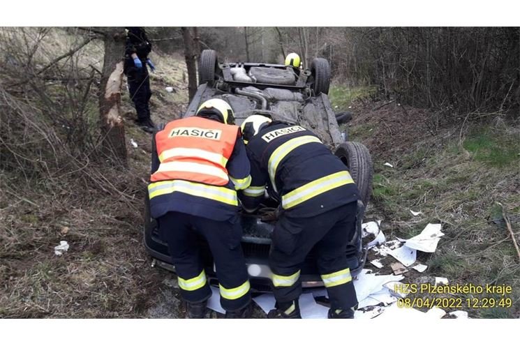 Muž vyjel z dálnice_foto PČR
